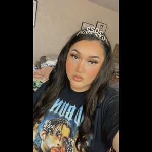 Meet your Posher, Jasmine